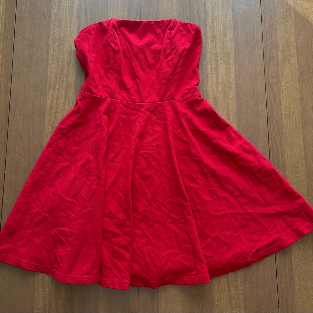 Lulu's Vibrant Red Strapless Summer Dress